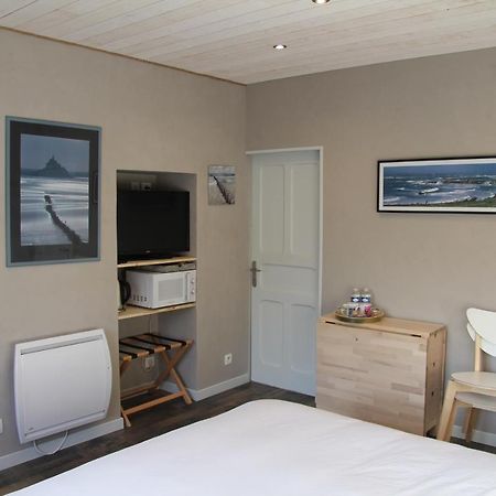Les Agapanthes Bed & Breakfast Huisnes-sur-Mer Exterior photo