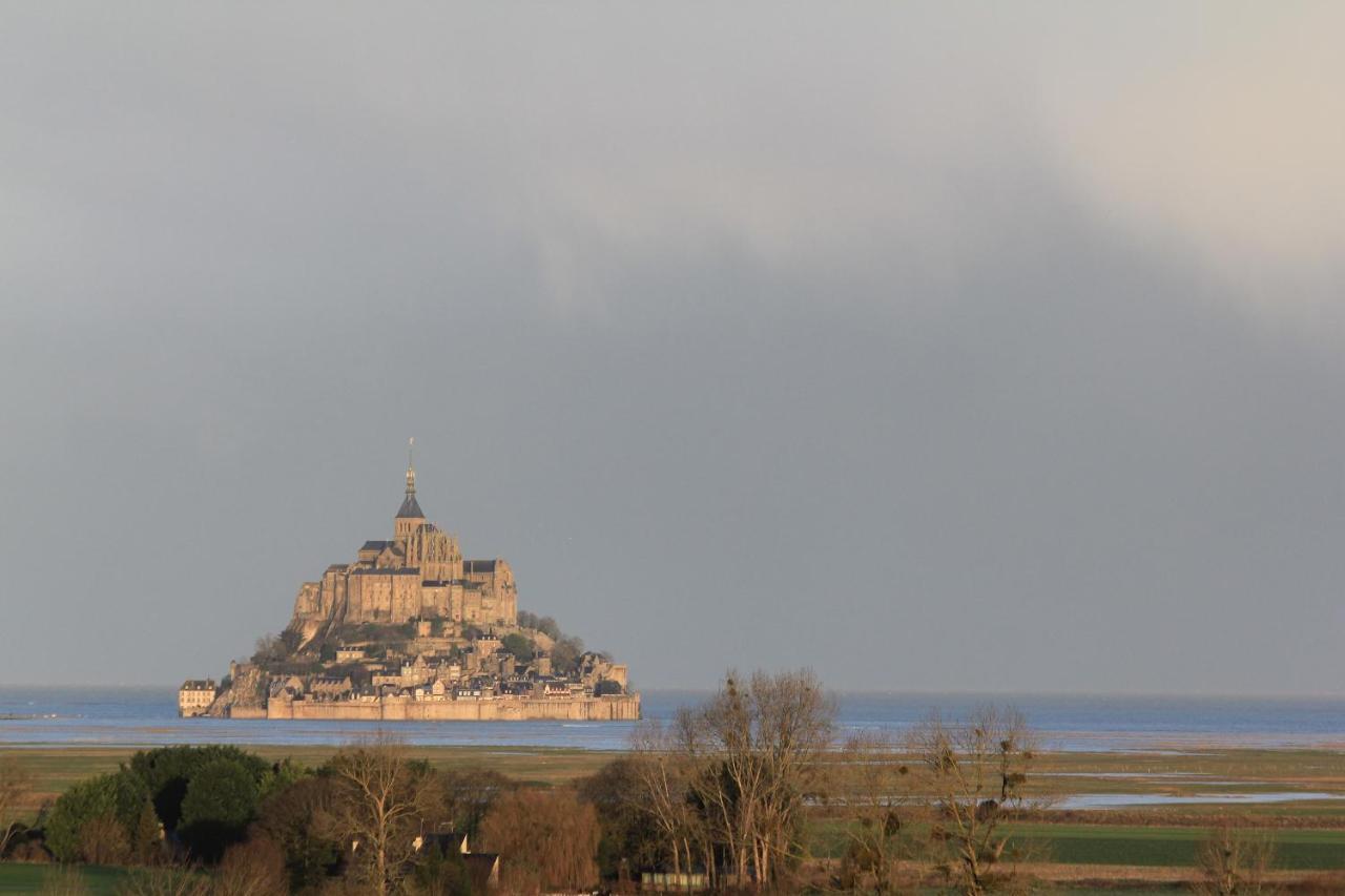 Les Agapanthes Bed & Breakfast Huisnes-sur-Mer Exterior photo