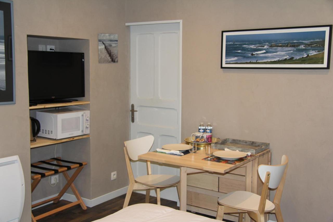 Les Agapanthes Bed & Breakfast Huisnes-sur-Mer Exterior photo
