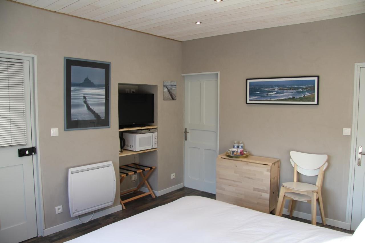 Les Agapanthes Bed & Breakfast Huisnes-sur-Mer Exterior photo