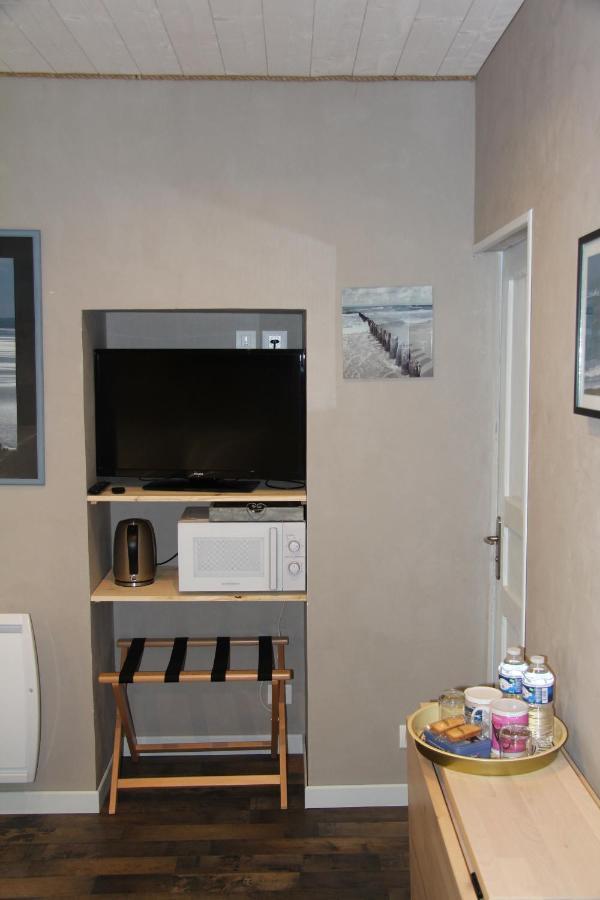 Les Agapanthes Bed & Breakfast Huisnes-sur-Mer Exterior photo
